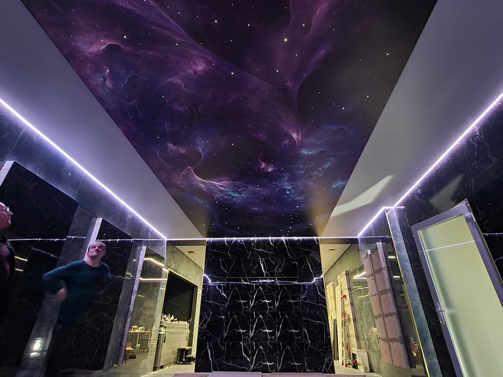 wykonane-prace-sufity-napinane-gwiazdziste-niebo-infiniline-logo_4x3